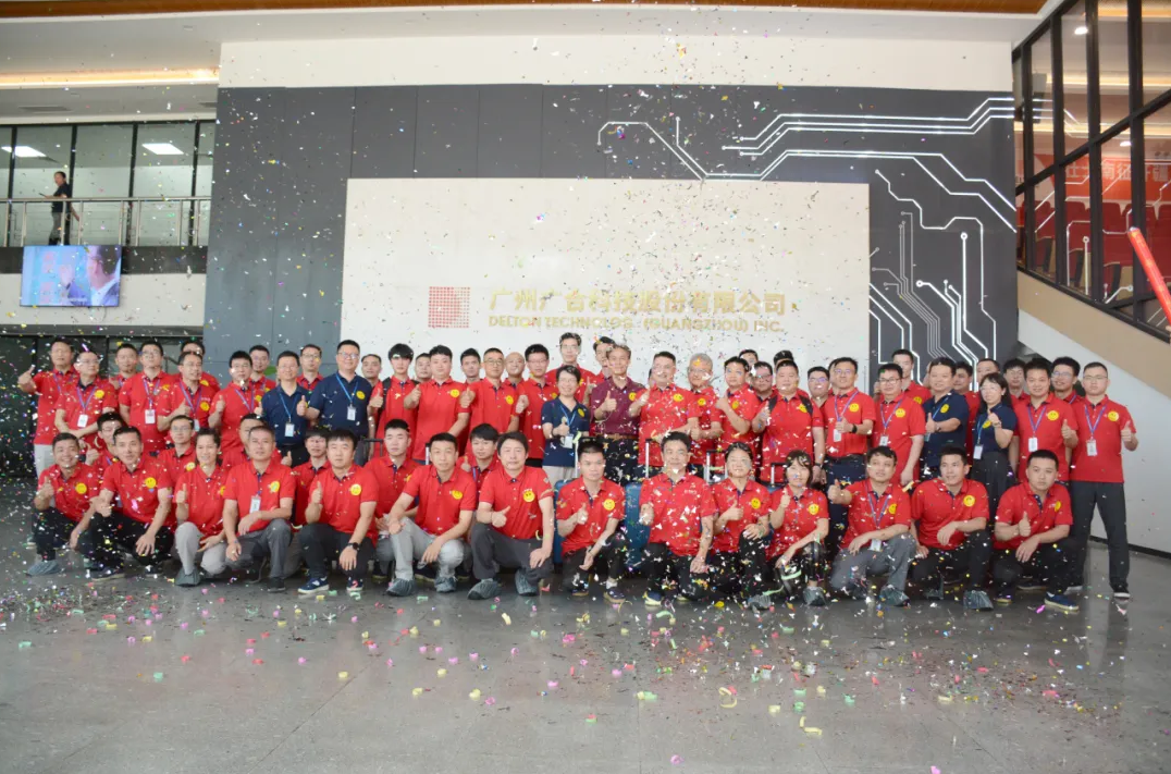 接旗出征！设施治理团队出征泰国九州酷游